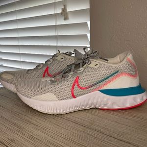 Nike Renew